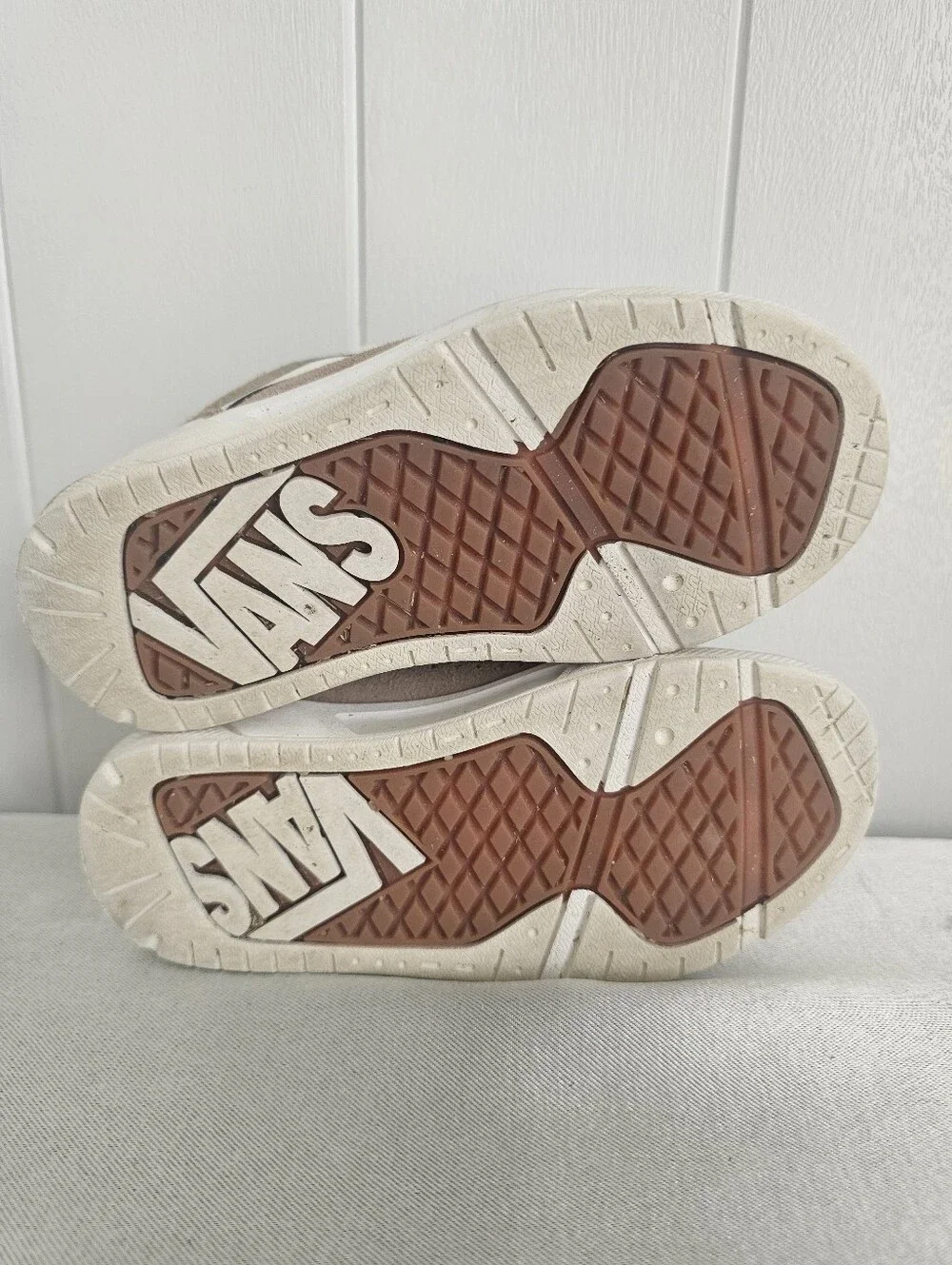 VANS Hylane Toddler / Youth Tan Suede Sneakers